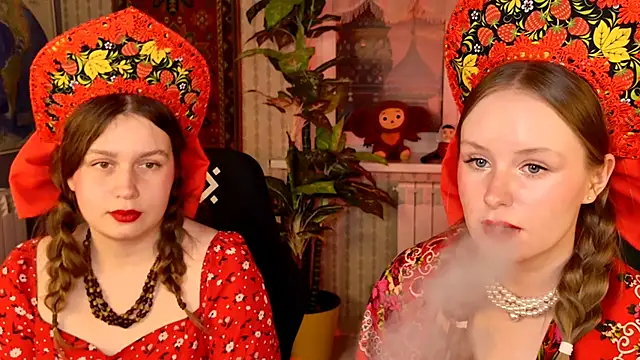 VivienLeeigh online show from September 27, 2025, 4:13 pm