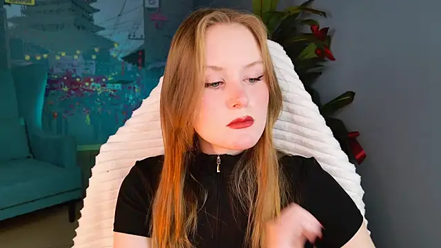 VivienLeeigh online show from March 31, 2026, 7:10 am