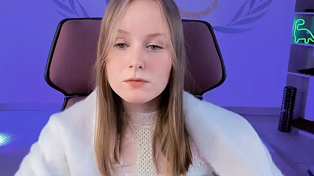 VivienLeeigh online show from February 7, 2025, 8:31 pm