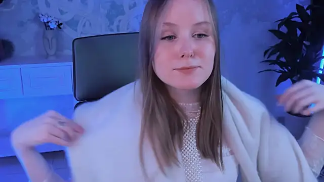 VivienLeeigh online show from February 8, 2025, 6:22 pm