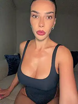 krissiswrld- online show from March 31, 2026, 6:21 pm