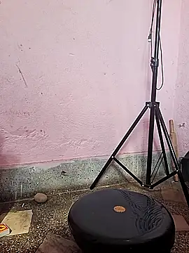 zeevaansari online show from November 3, 2025, 7:13 am