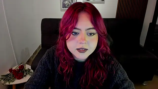 Snapshot of crimson_tati_ chatting on September 20, 2025, 4:06 am crimson tati  online show from September 20, 2025, 4:06 am