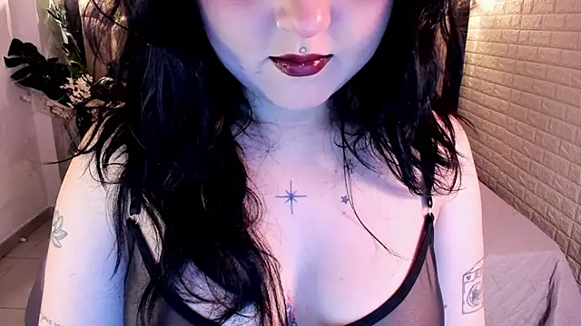 crimson tati  online show from July 1, 2026, 1:00 pm