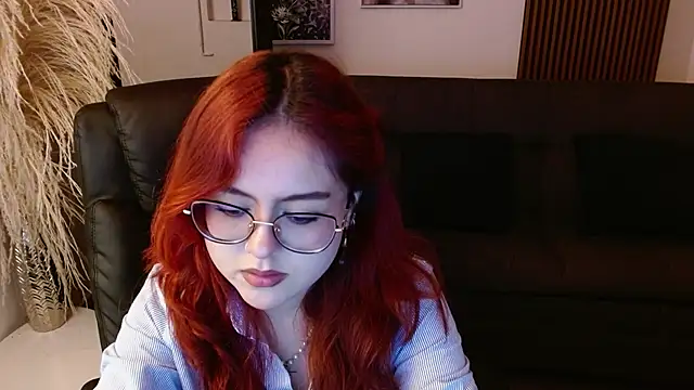 crimson tati  online show from February 12, 2025, 7:34 am