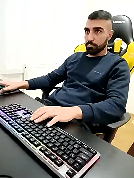 SertSikici022 online show from December 2, 2024, 3:31 pm