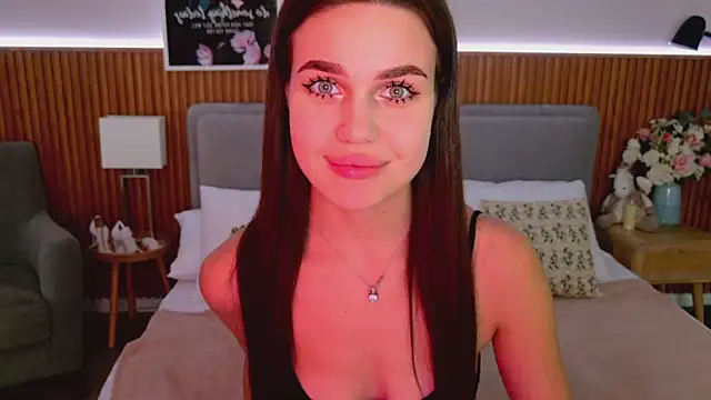 RihannaRose online show from October 8, 2025, 5:13 pm