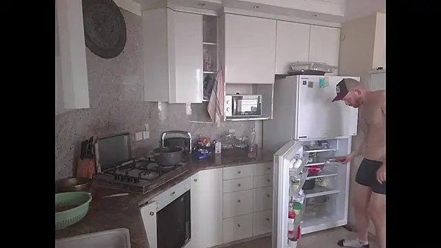 Tall REC online show from December 12, 2024, 1:06 pm