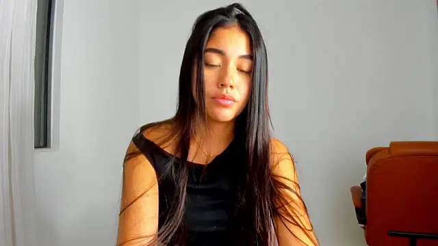 AriaMontgomery online show from April 16, 2026, 5:41 am