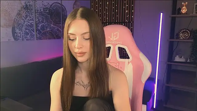 Snapshot of StellaryShy chatting on March 9, 2026, 9:51 pm StellaryShy online show from March 9, 2026, 9:51 pm