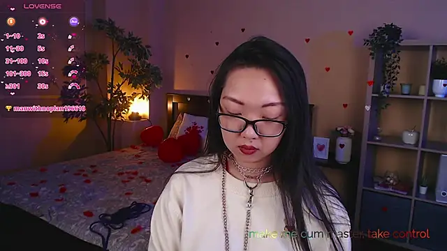 Marine Vact online show from February 13, 2025, 5:33 pm