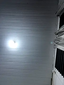 luara1988 online show from November 14, 2025, 2:26 am