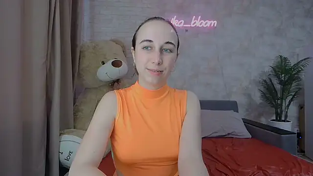 Snapshot of Anika_bloom chatting on March 11, 2025, 7:03 am Anika bloom online show from March 11, 2025, 7:03 am