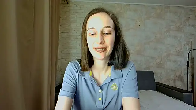 Snapshot of Anika_bloom chatting on June 21, 2026, 9:09 pm Anika bloom online show from June 21, 2026, 9:09 pm