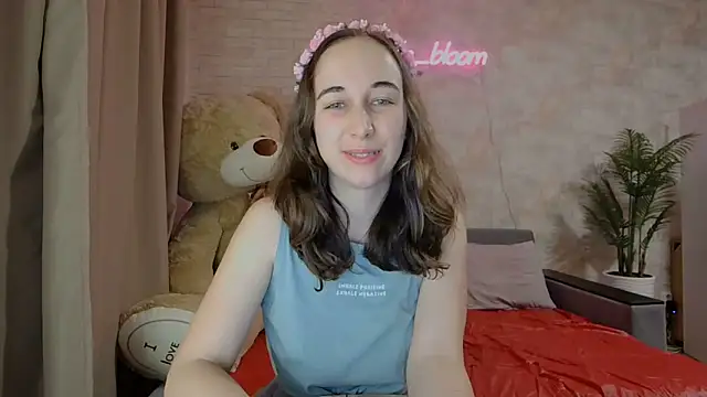 Snapshot of Anika_bloom chatting on March 12, 2025, 8:20 pm Anika bloom online show from March 12, 2025, 8:20 pm