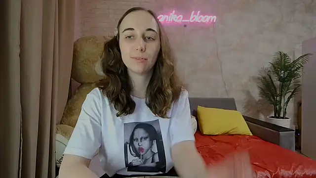 Snapshot of Anika_bloom chatting on March 19, 2025, 2:16 am Anika bloom online show from March 19, 2025, 2:16 am