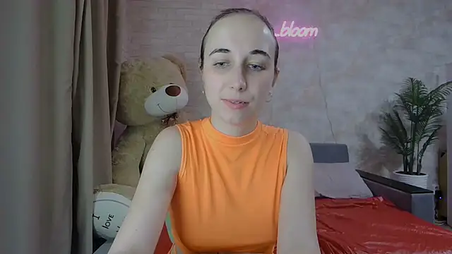 Snapshot of Anika_bloom chatting on March 11, 2025, 3:47 am Anika bloom online show from March 11, 2025, 3:47 am