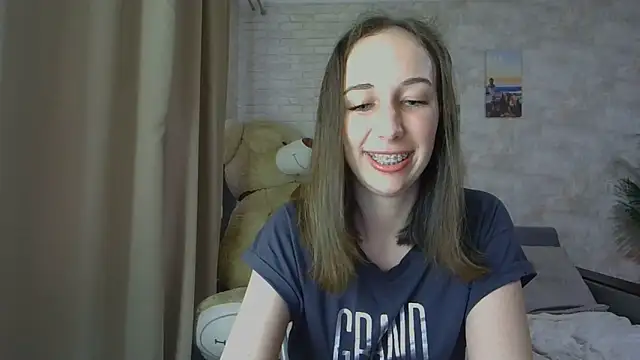 Snapshot of Anika_bloom chatting on October 29, 2025, 10:58 am Anika bloom online show from October 29, 2025, 10:58 am