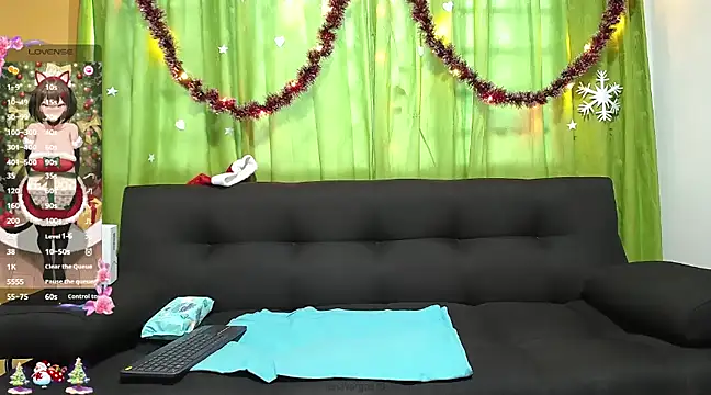 lenavargas79 online show from December 28, 2024, 1:59 pm