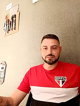 P4uzud4O online show from April 14, 2026, 6:46 pm