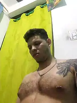 Snapshot of King_russo chatting on September 30, 2025, 2:28 am King russo online show from September 30, 2025, 2:28 am