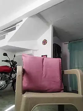 Snapshot of King_russo chatting on October 2, 2025, 8:12 pm King russo online show from October 2, 2025, 8:12 pm