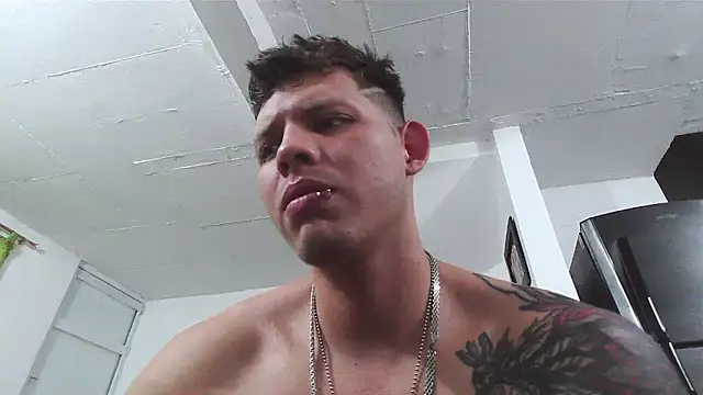 King russo online show from March 3, 2025, 12:23 am