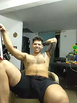 Snapshot of King_russo chatting on October 24, 2025, 4:33 am King russo online show from October 24, 2025, 4:33 am