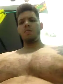 Snapshot of King_russo chatting on October 13, 2025, 6:04 am King russo online show from October 13, 2025, 6:04 am