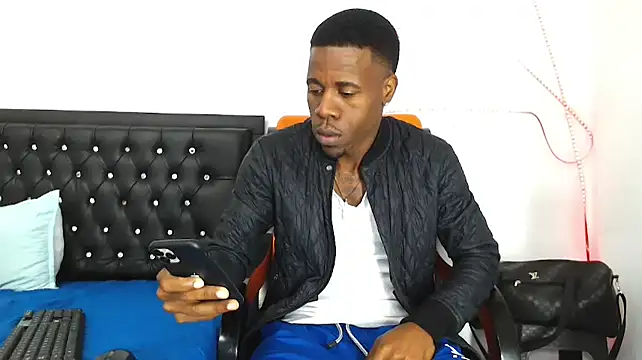 Damian hart 24CM online show from November 16, 2025, 9:36 am