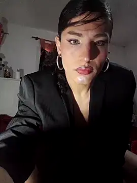 LaCristinatrans online show from June 9, 2026, 5:14 pm