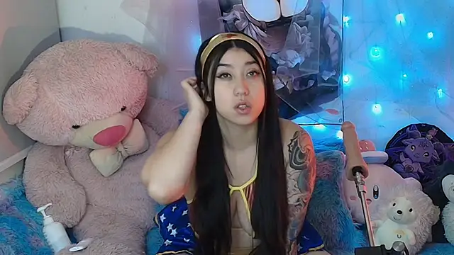 Kurumi57 online show from October 6, 2025, 9:10 am