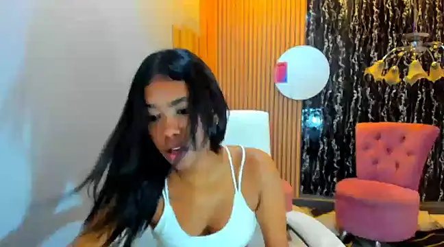 skinny cloe online show from December 3, 2024, 3:37 am
