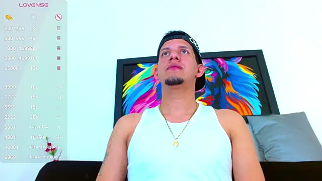 kevin  fox  online show from September 26, 2025, 7:10 pm