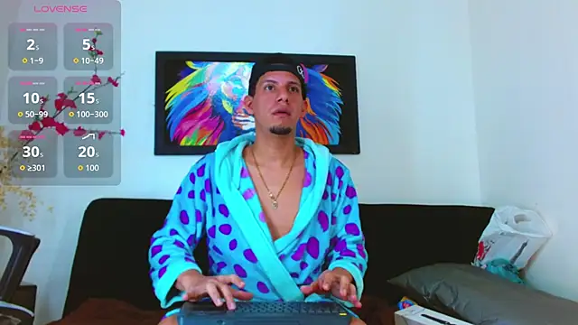 kevin  fox  online show from September 18, 2025, 7:06 pm