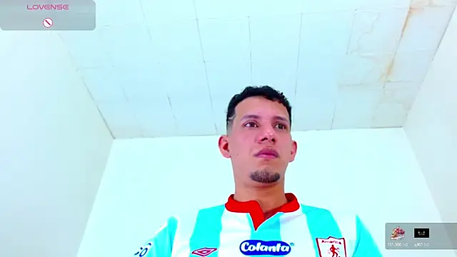 kevin  fox  online show from October 6, 2025, 7:14 pm