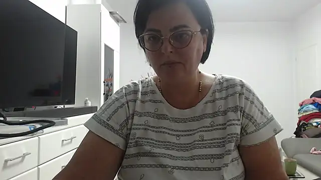 Snapshot of Amandamuller1982 chatting on October 3, 2025, 6:42 pm Amandamuller1982 online show from October 3, 2025, 6:42 pm