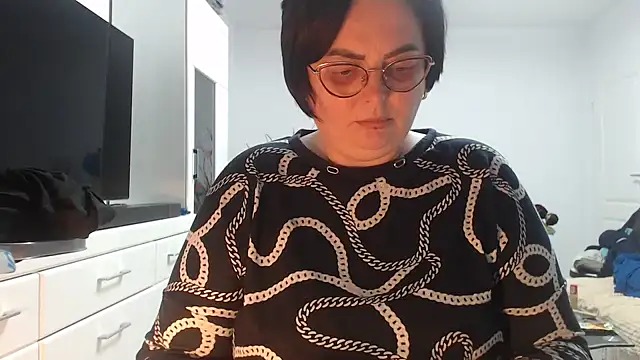 Amandamuller1982 online show from March 14, 2026, 8:37 pm