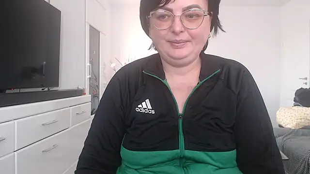 Amandamuller1982 online show from February 25, 2025, 6:47 am