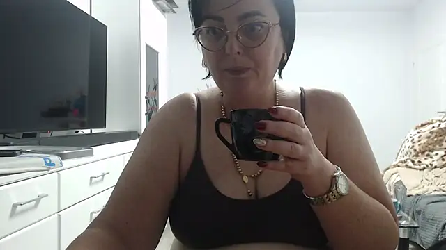 Snapshot of Amandamuller1982 chatting on October 20, 2025, 8:09 pm Amandamuller1982 online show from October 20, 2025, 8:09 pm