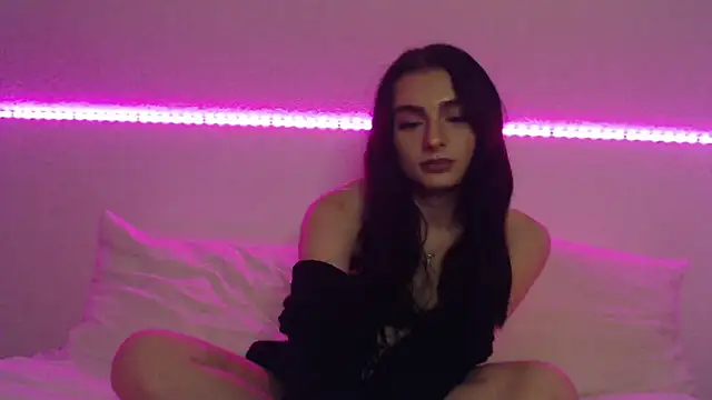 Snapshot of AdelinaAlia chatting on February 26, 2025, 12:09 am AdelinaAlia online show from February 26, 2025, 12:09 am