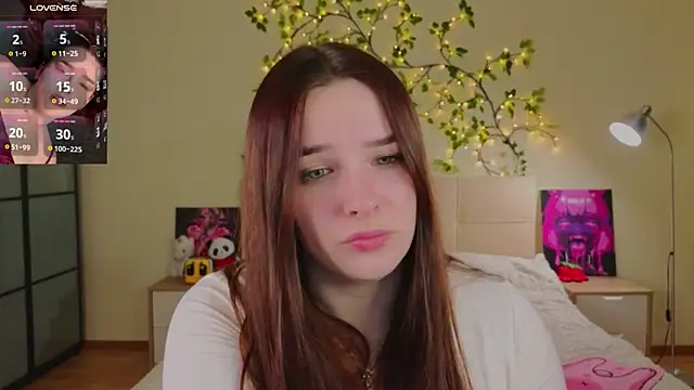 CookyDaisy online show from April 7, 2026, 7:59 pm