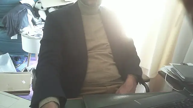 shyfrenchcock1 online show from March 19, 2026, 1:22 pm