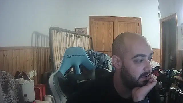 Snapshot of chicomallorca96 chatting on October 13, 2025, 10:28 am chicomallorca96 online show from October 13, 2025, 10:28 am