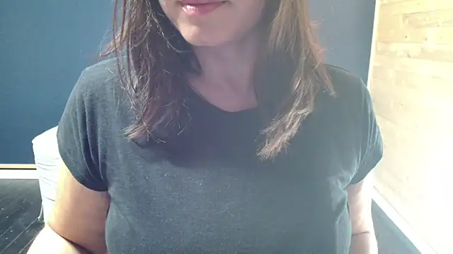 Snapshot of NovaBabe21 chatting on September 23, 2025, 7:48 am NovaBabe21 online show from September 23, 2025, 7:48 am