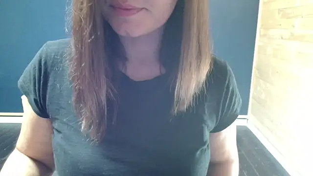 Snapshot of NovaBabe21 chatting on September 25, 2025, 9:26 am NovaBabe21 online show from September 25, 2025, 9:26 am