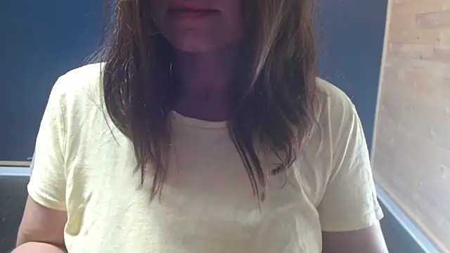 Snapshot of NovaBabe21 chatting on October 12, 2025, 5:31 am NovaBabe21 online show from October 12, 2025, 5:31 am