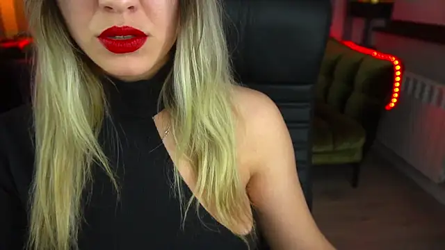 Snapshot of SashaBloom__ chatting on February 7, 2025, 8:53 pm SashaBloom online show from February 7, 2025, 8:53 pm