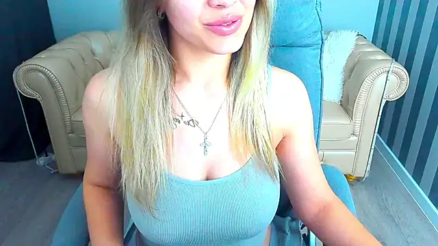 Snapshot of SashaBloom__ chatting on January 29, 2025, 1:38 pm SashaBloom online show from January 29, 2025, 1:38 pm