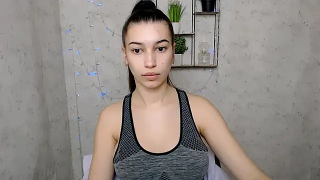 Snapshot of KarolinaRosse_ chatting on March 18, 2025, 6:50 am KarolinaRosse online show from March 18, 2025, 6:50 am